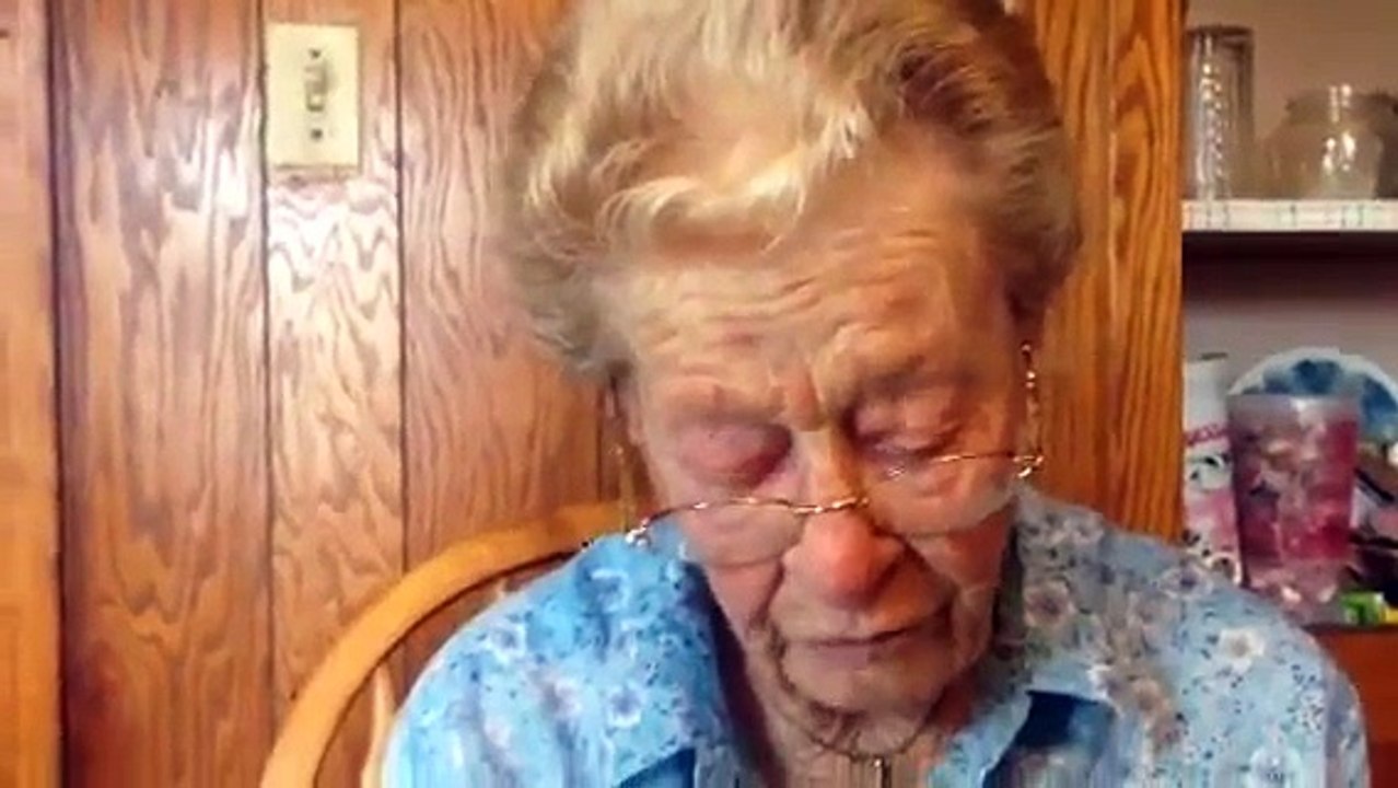 WWII veteran Margaret Behlen remembers her service in France