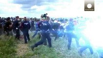 Une cameraman hongroise fait scandale en plein crise des migrants