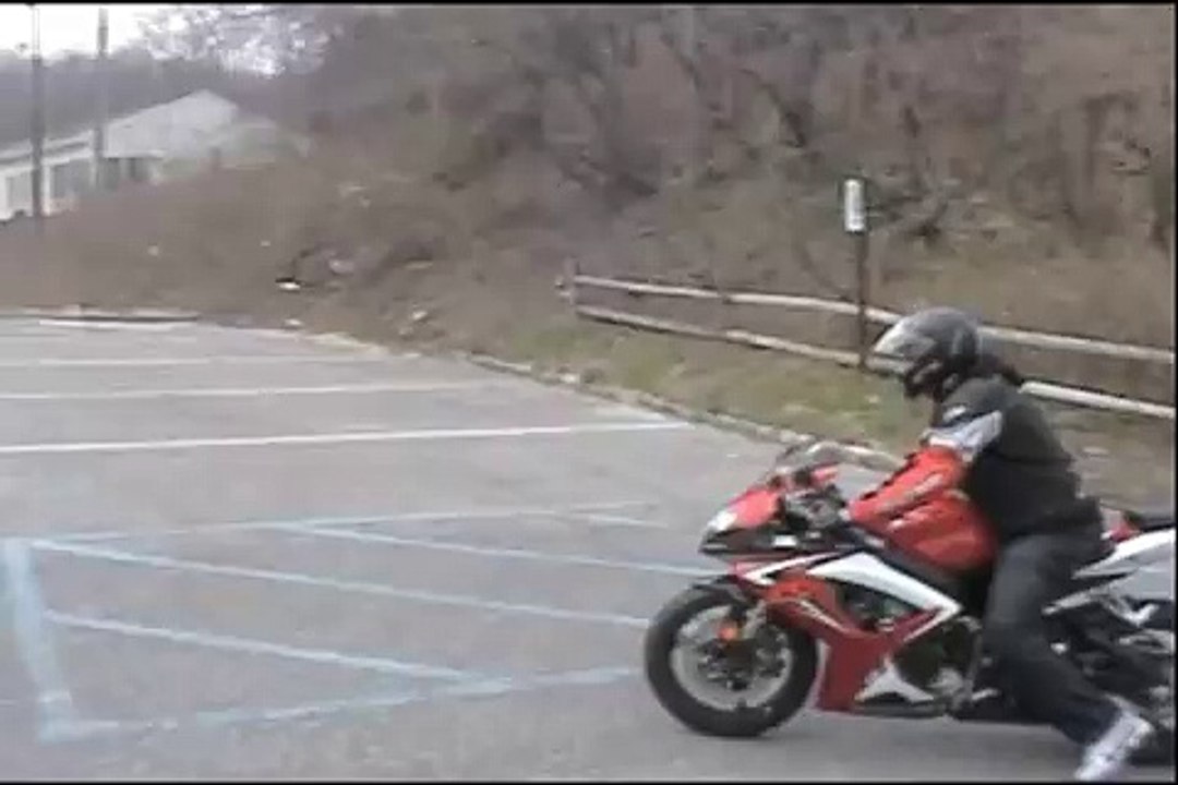 Suzuki Gsxr 600 and Honda Cbr 600 Ride