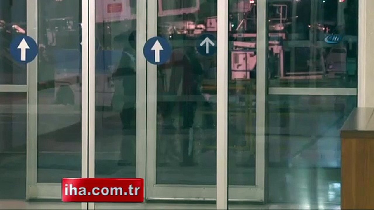 Şehit annesi Hac'dan tekerlekli sandalye ile döndü