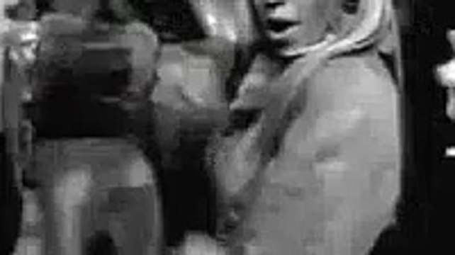 Destiny's Child Feat. T.I. & Lil' Wayne - Soldier Video [Full Episode]