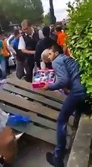 La réaction choc et courageuse des passants témoins d’un braquage