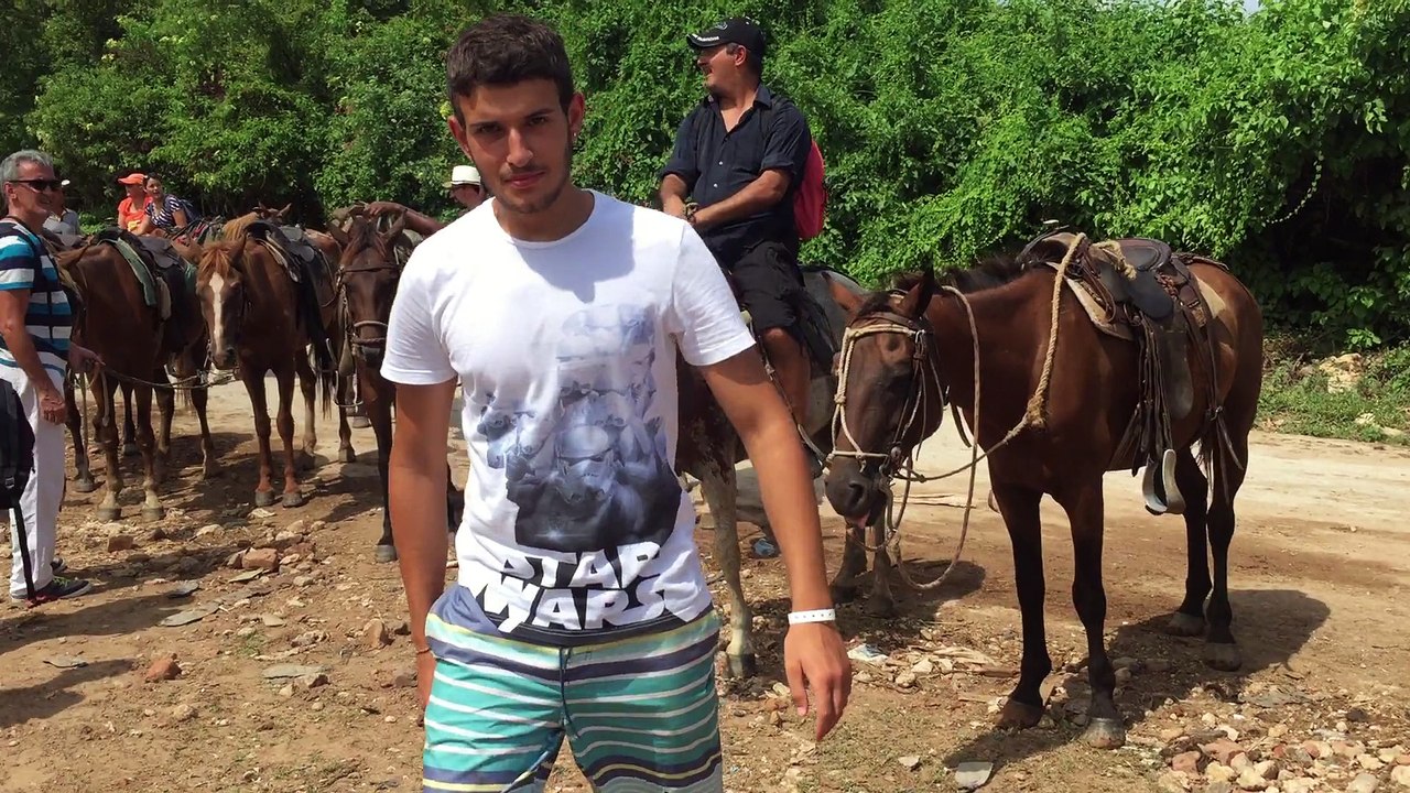 Dansacuba-Promenade a cheval puis  cascade  à Trinidad groupe du 26 juillet au 9 aout