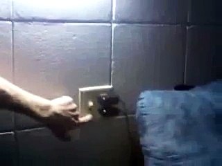 HUGE Static Electric Shock!