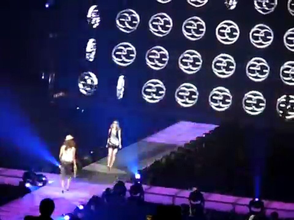 渋谷ガールズコレクション　ベッキー