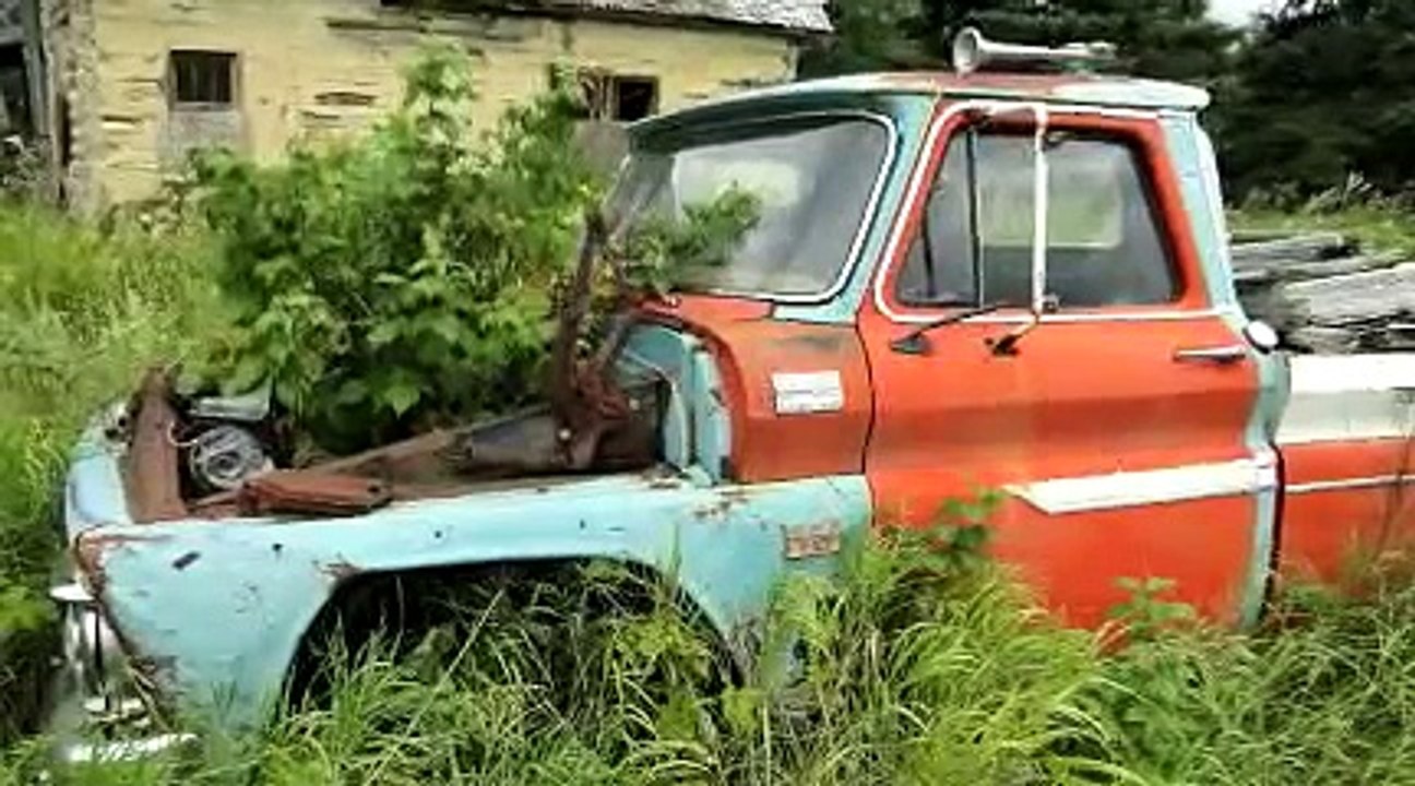 Chev Apache & 1957 GMC Trucks