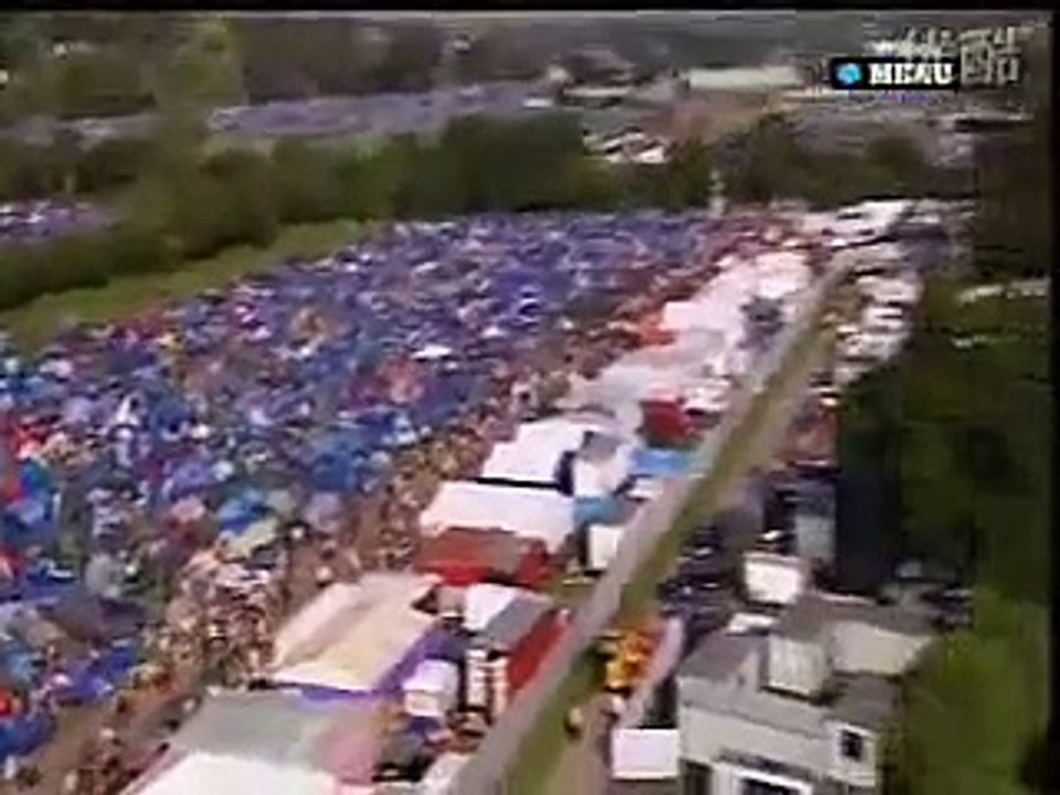 Jimmy Eat World- The Authority Song (Live at Reading Festival 2007)
