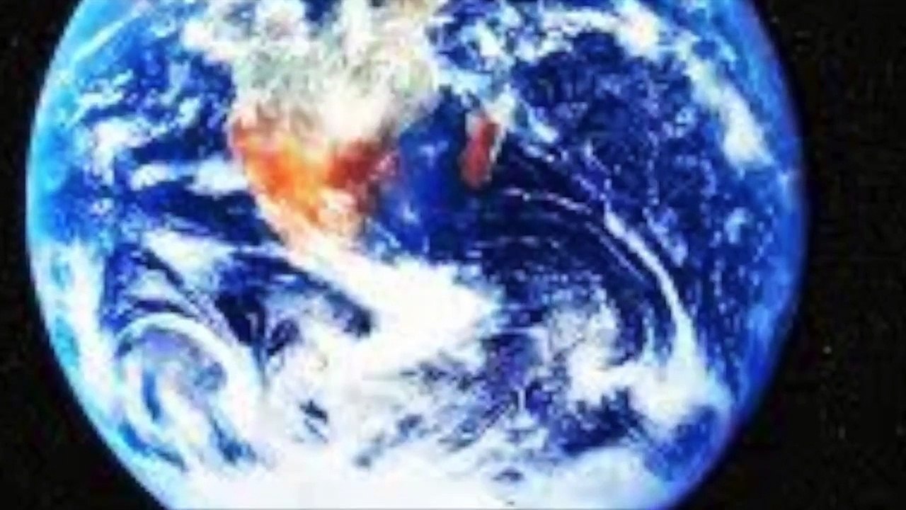 Familia Peppa Pig em Sua Nave Espacial ONDE O GEORGE FOI    em Portugues PARTE 2