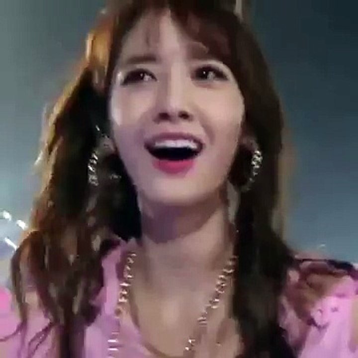 Yoona Tokyo Dome Kisscam