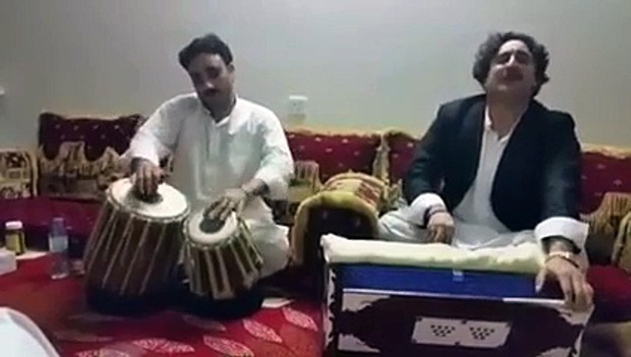Sarfaraz new ghazal 2015 - pashto song tapay tang takor