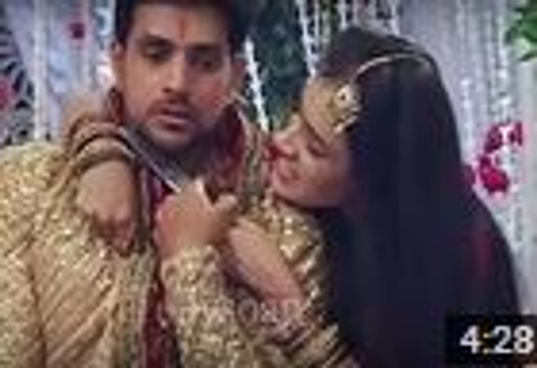 Ritika ne Ranveer ki property  hadapne ke liya kiya uus par chaaku se vaar - 9 sep 2015 - Meri Aashiqui Tum Se Hi Upcoming Episode