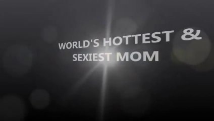 WORLD'S HOTTEST & SEXIEST MOM KIM KARDASHIAN New Look Spotted!