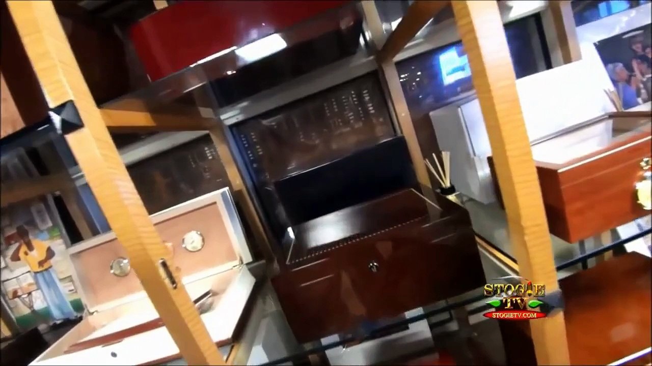 Davidoff Cigar featured at Mikes Cigar Bar