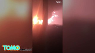 Massive explosion rocks Tianjin: video shows huge explosives accident in Chinese city - TomoNews