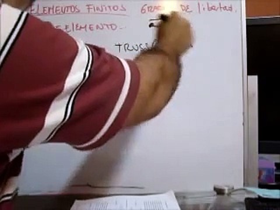 ELEMENTOS FINITOS parte 1 - Calculo de viga P-1