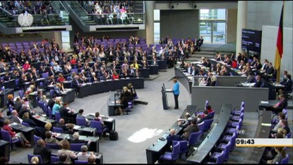 Merkel réclame une répartition "contraignante" des réfugiés