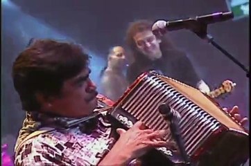 El Tri-mas alla del sol (con celso piña)