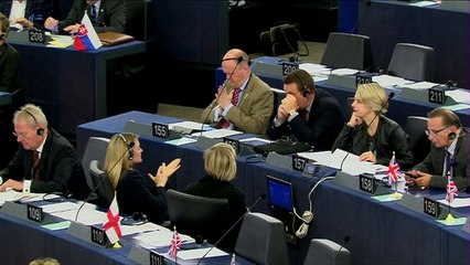 Migrants: Juncker lance un appel aux Etats membres de l'UE