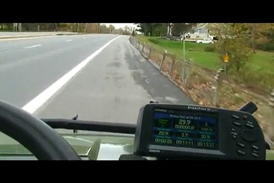 john Deere Gator XUV Haulin Arsse On Interstate Highway!