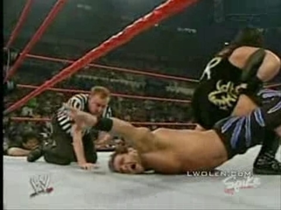 Chris Benoit Vs Rhyno (22-03-2004)