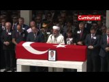 Erdoğan cenaze namazında selam vermeyi unuttu