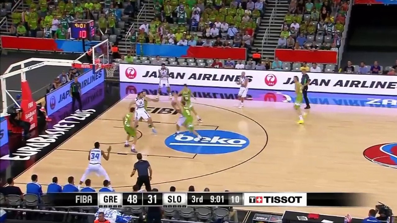 L'énorme chase-down block de Giannis Antetokounmpo sur Zoran Dragic