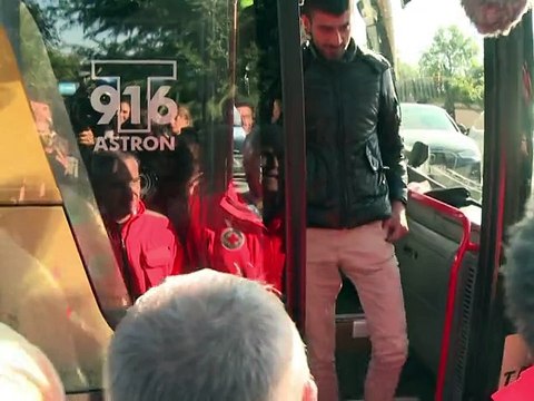 La France accueille les premiers réfugiés - EN DIRECT (3)