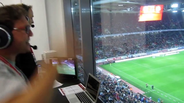 Эмоциональная концовка матча Россия - Швеция в исполнении Георгия Черданцева и Константина Генича