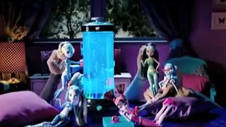 Monster High - Fall 2011 Dead Tired Dolls Commercial