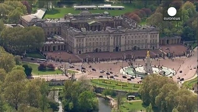 Queen Elizabeth and monarchy 'worth more to UK than ever'
