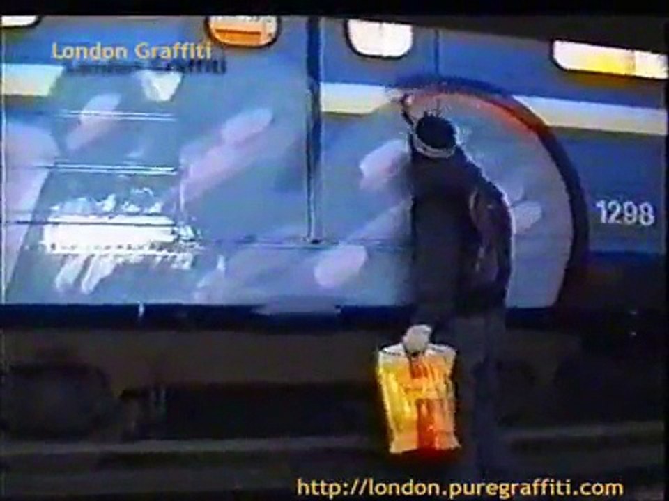 *GRAFFITI- Train Bombing: RILO*