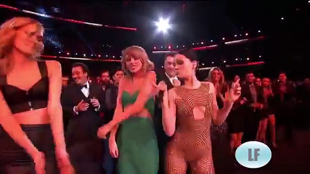 Jessie J ft. Ariana Grande _ Nicki Minaj - Bang Bang AMA's 2014