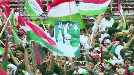 الامام طاهر القادري ما زال يعد "بثورة" في باكستان