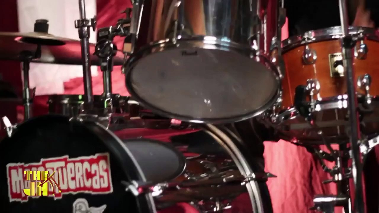 Mascatuercas - Monstruo (The Jaguar House TV)