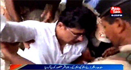 karachi rangers release Qamar Mansoor
