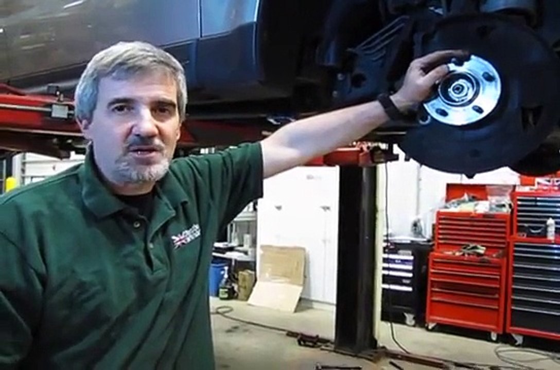 Atlantic British Presents: Rear Bushing Replacement On Range Rover Sport 2006-2009