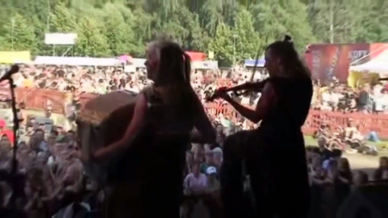 Turisas - Sahti Waari(Subtitulado Español y Lyrics)(HD)(Live)