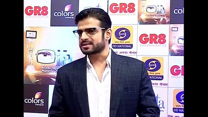Yeh Hai Mohabbatein Actor Karan Patel's Funny Comments On Journalists At ITA Awards 2015