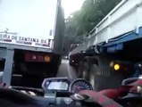 Perfect Motorcycle Driving - Perfect handling and timing - Crazy