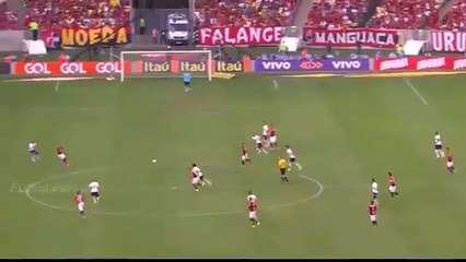 Paolo Guerrero es portada exclusiva del PES 2016 para hinchas de Flamengo