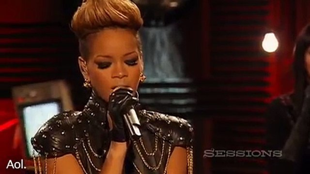 Rihanna- Rihanna Disturbia AOL Session 2010 HQ Live