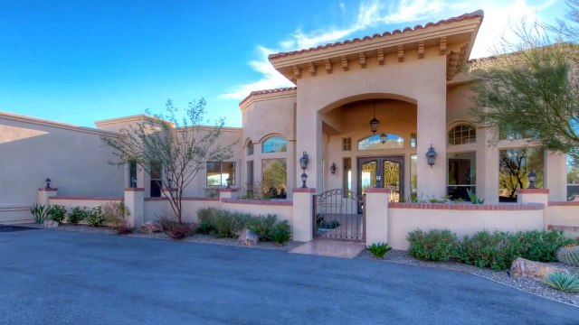 Real estate for sale in 1425 W La Canada Place Tucson, Arizona 85704