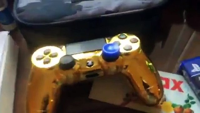 Unboxing joystick gold+the last of us remastered!
