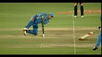 Dhoni Stylish Stumping - Must Watch