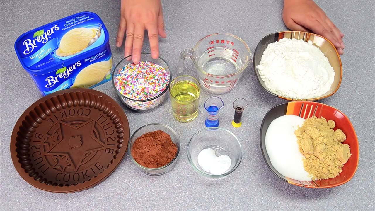 Giant Ice Cream Sandwich from Cookies Cupcakes and Cardio
