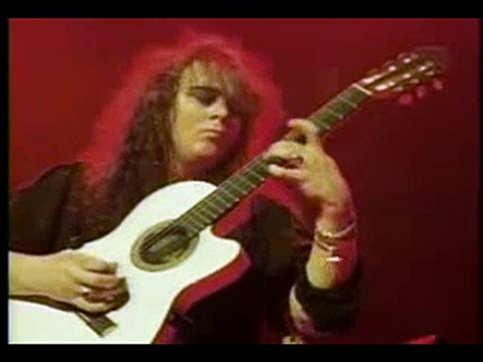 Yngwie Malmsteen-guitarra acustica