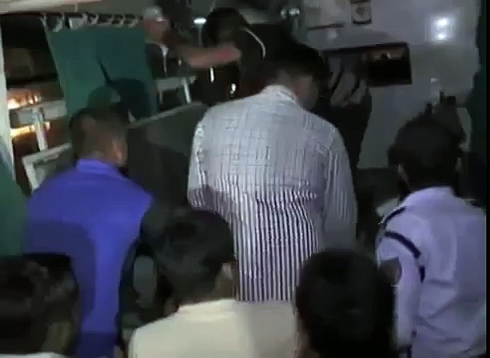 Naxal attack injures 7 soldiers of cobra and policemen in chattisgarh