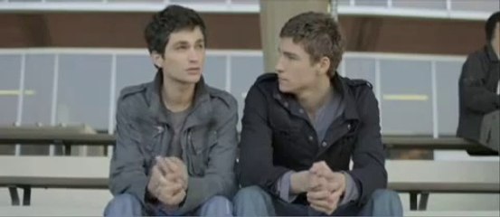 成蹊同志生活誌@ Creative｜Anti- Homophobia《Basket Et Maths》