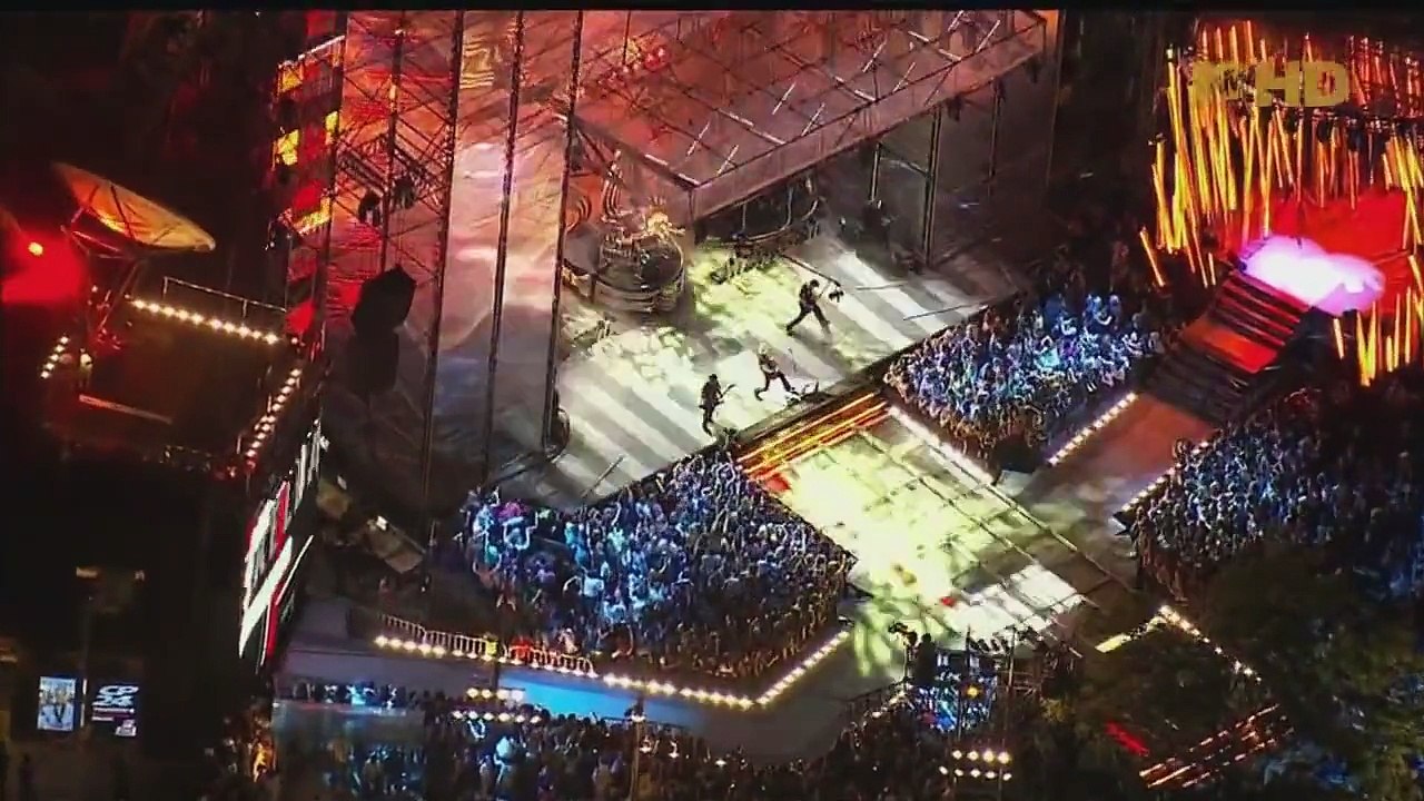 Nickelback - Burn It To The Ground (live at Much Music Video Awards 2009)