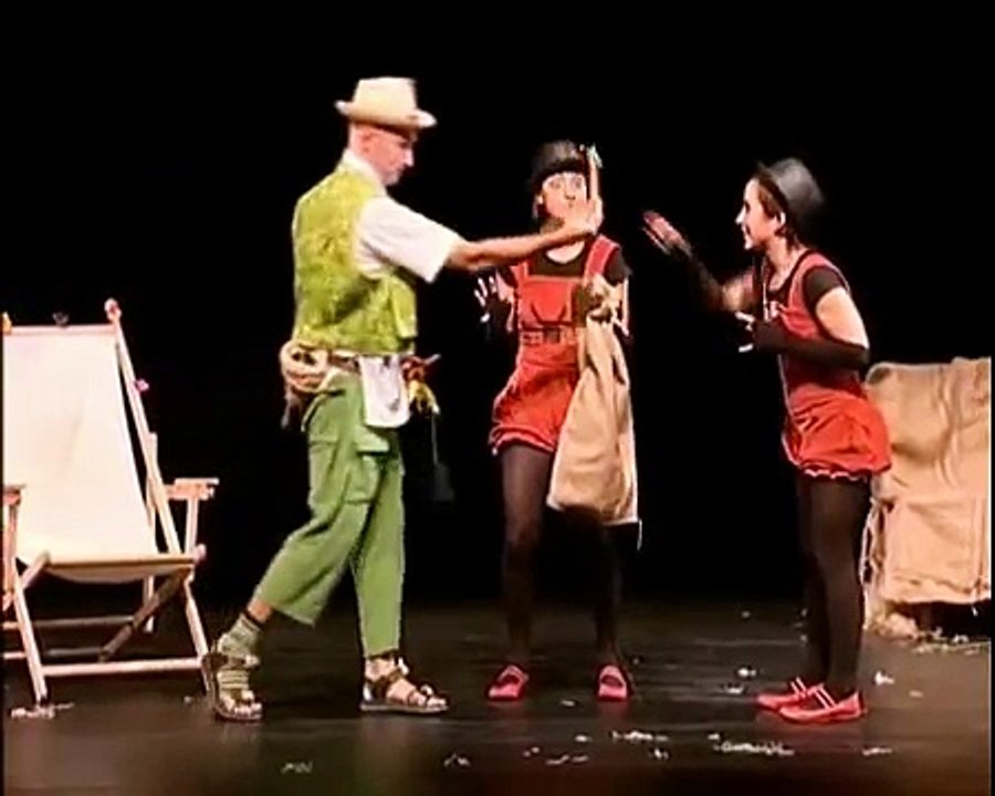 MARKELIÑE- "Cigarra y Hormiga".